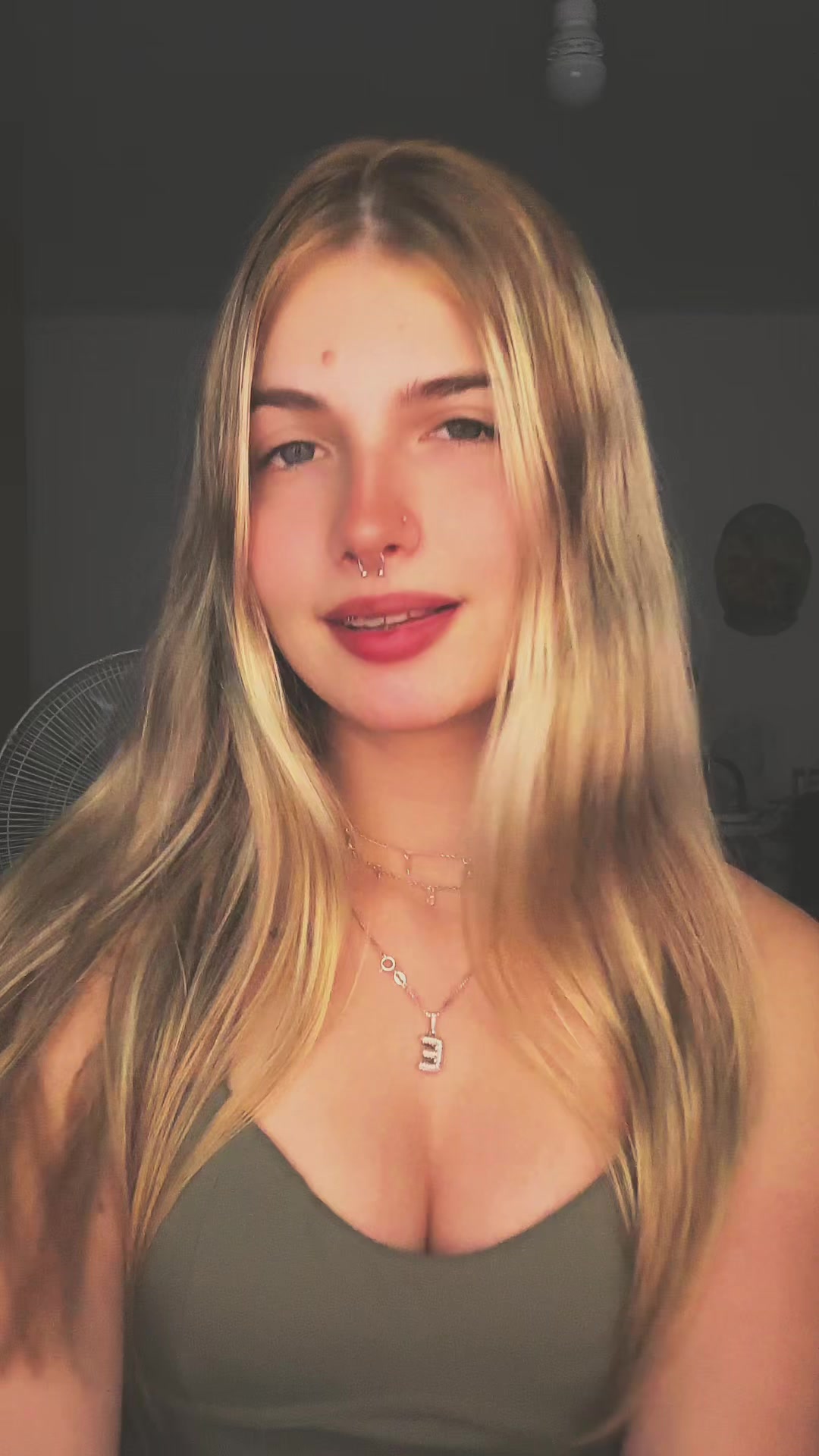 @Emillymazioli
