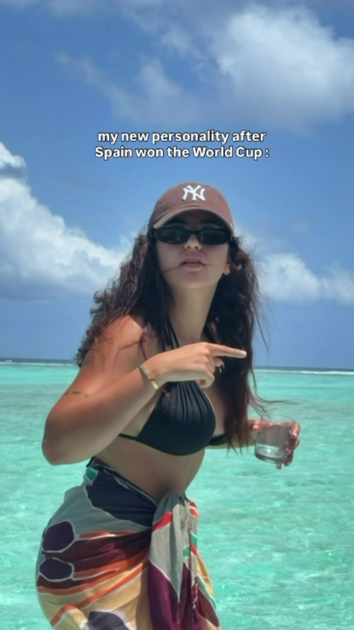 @douniabomba