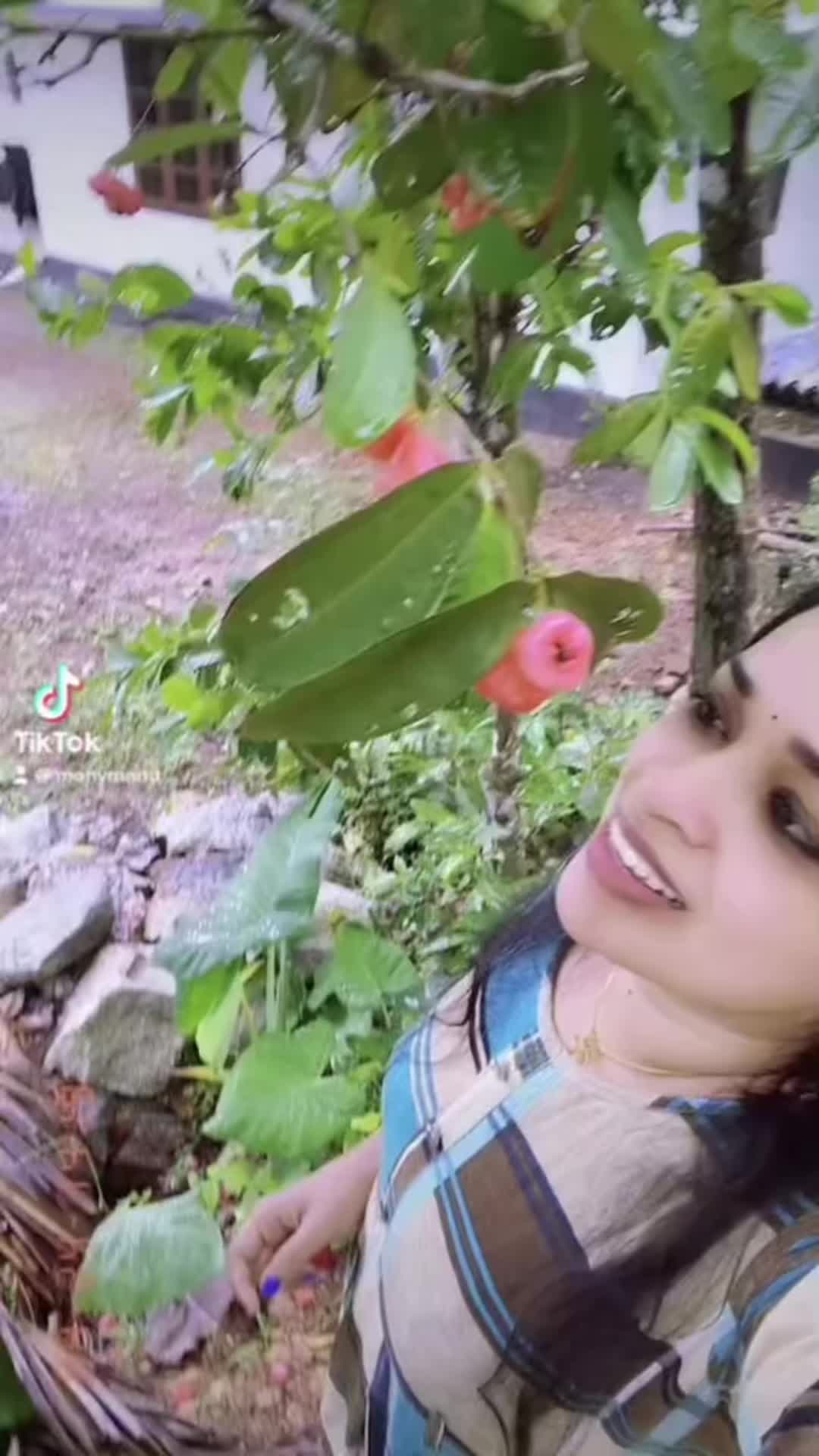 @Mony Manu
