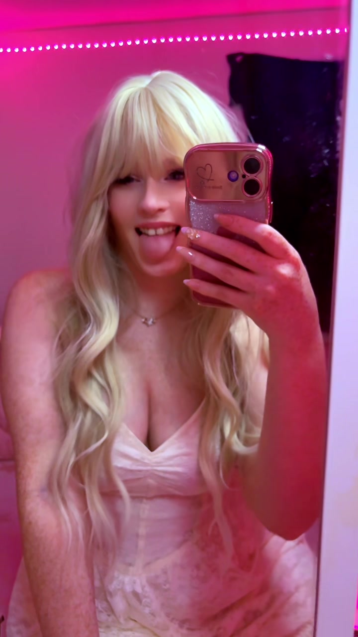 @Kayleaxxo