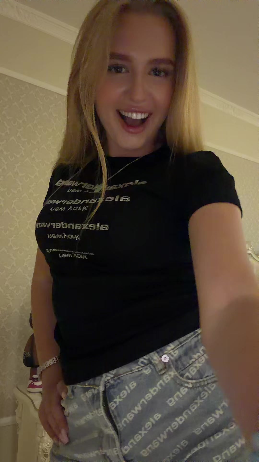 @miodlav0