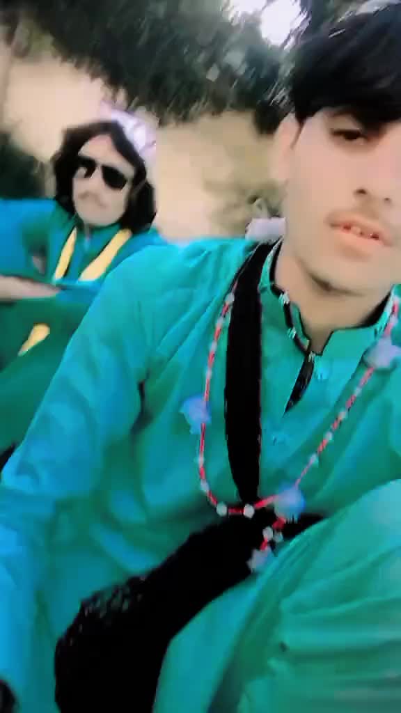 @گومنام_حٹک