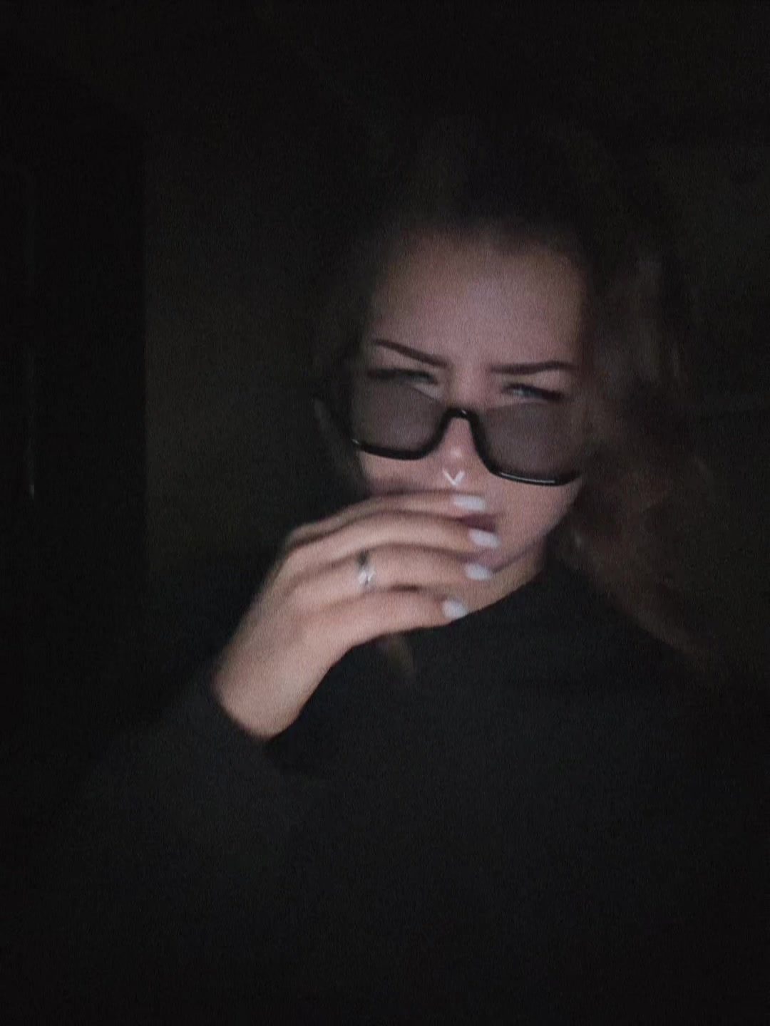 @_.viviixy