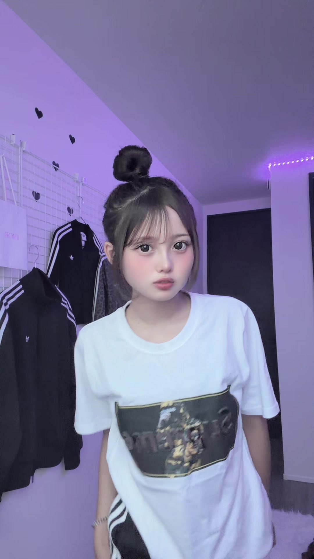 @りの