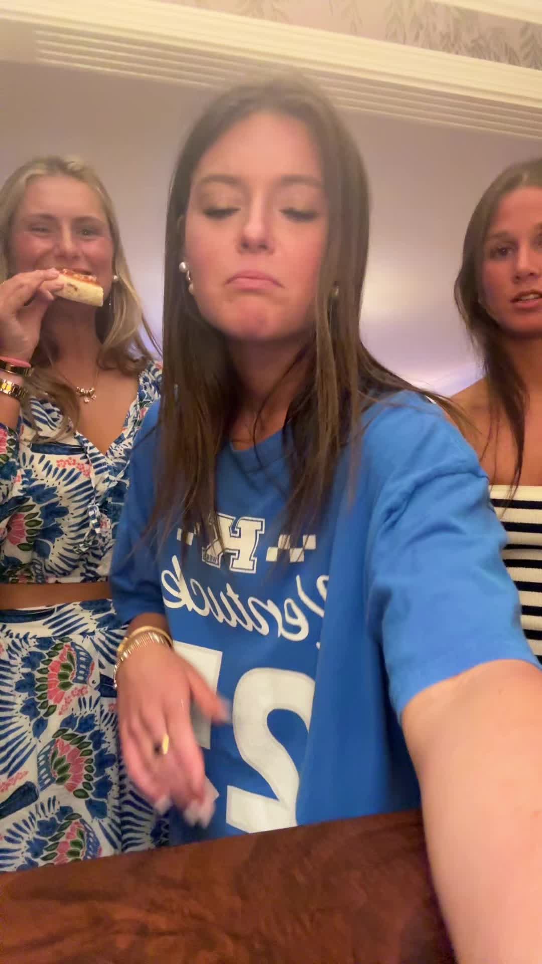 @glitterhippo007