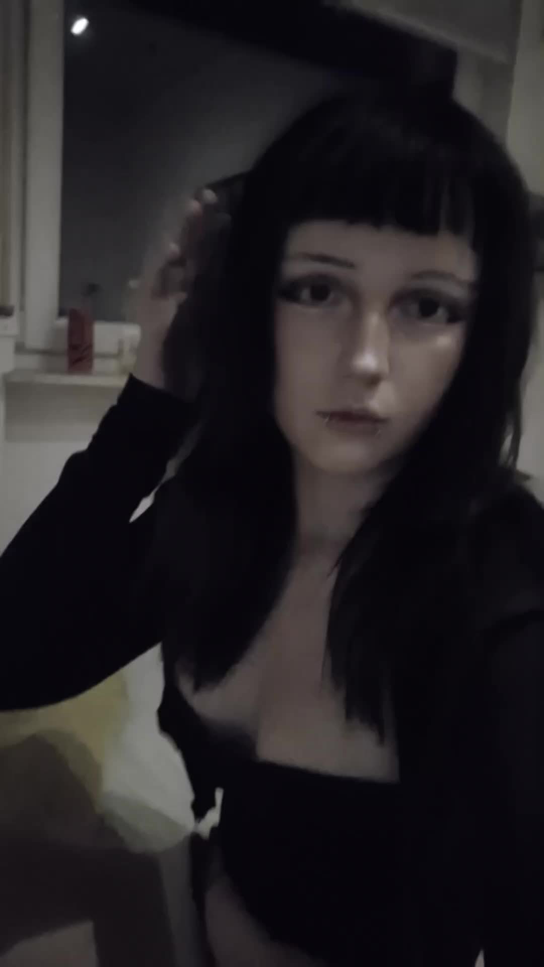 @🖤 виола 🖤