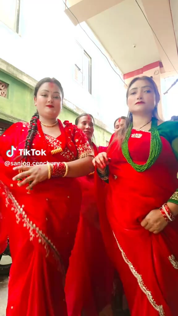 @Priyanka sanjog 😘♥️