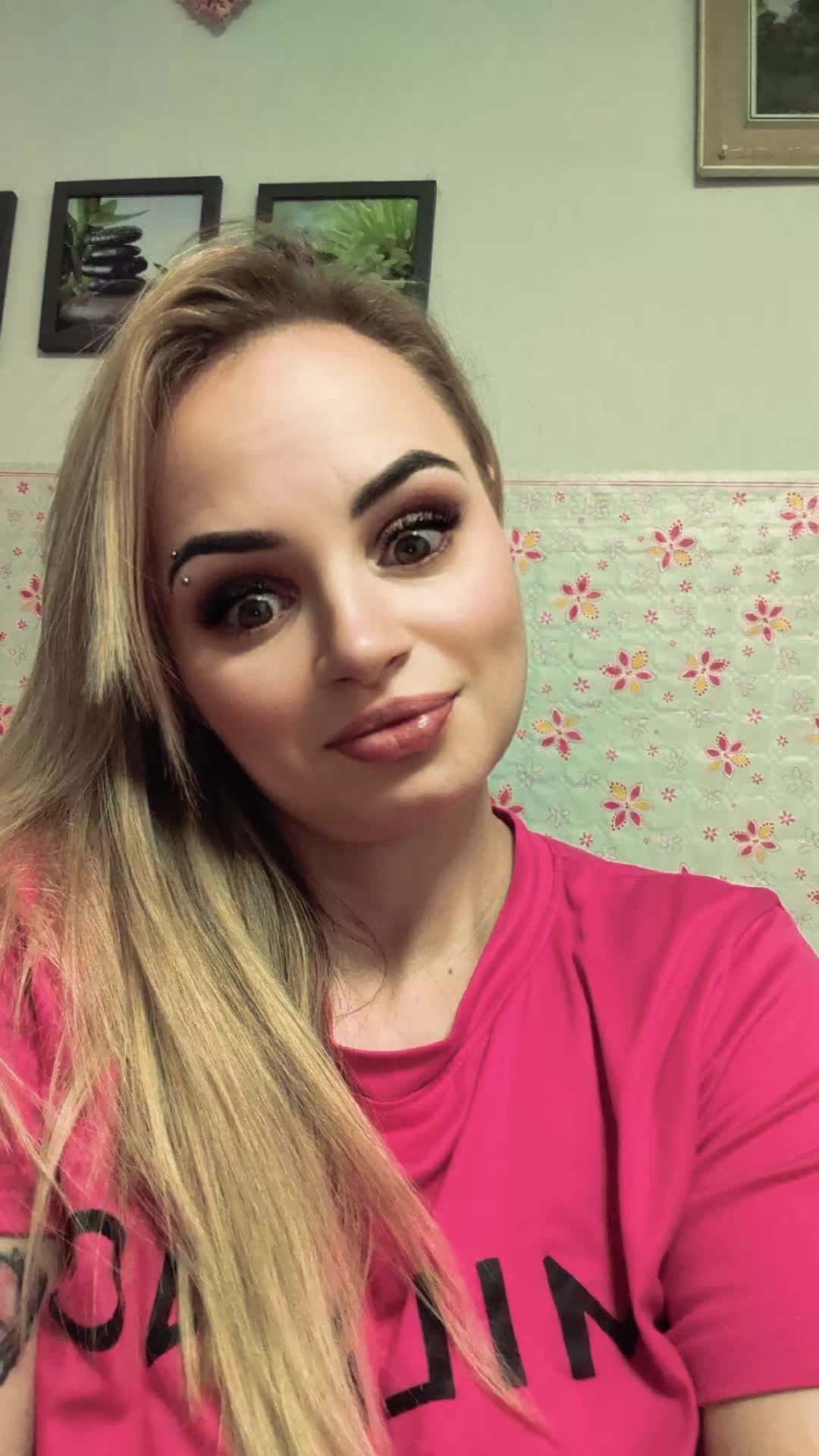@Paulina Paula 🇩🇪🇩🇪🇵🇱🇵🇱
