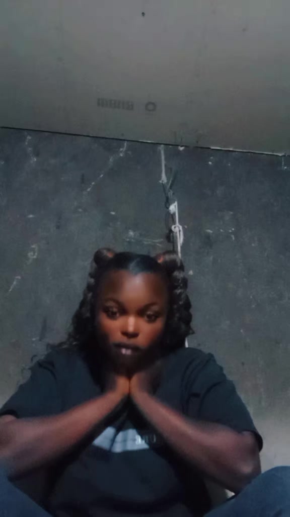 @monique