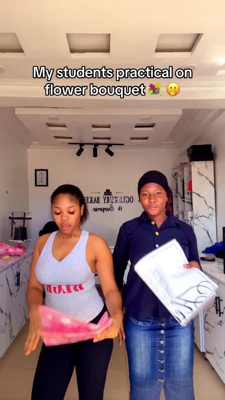 @CAKE &SURPRISE VENDOR IN ASABA