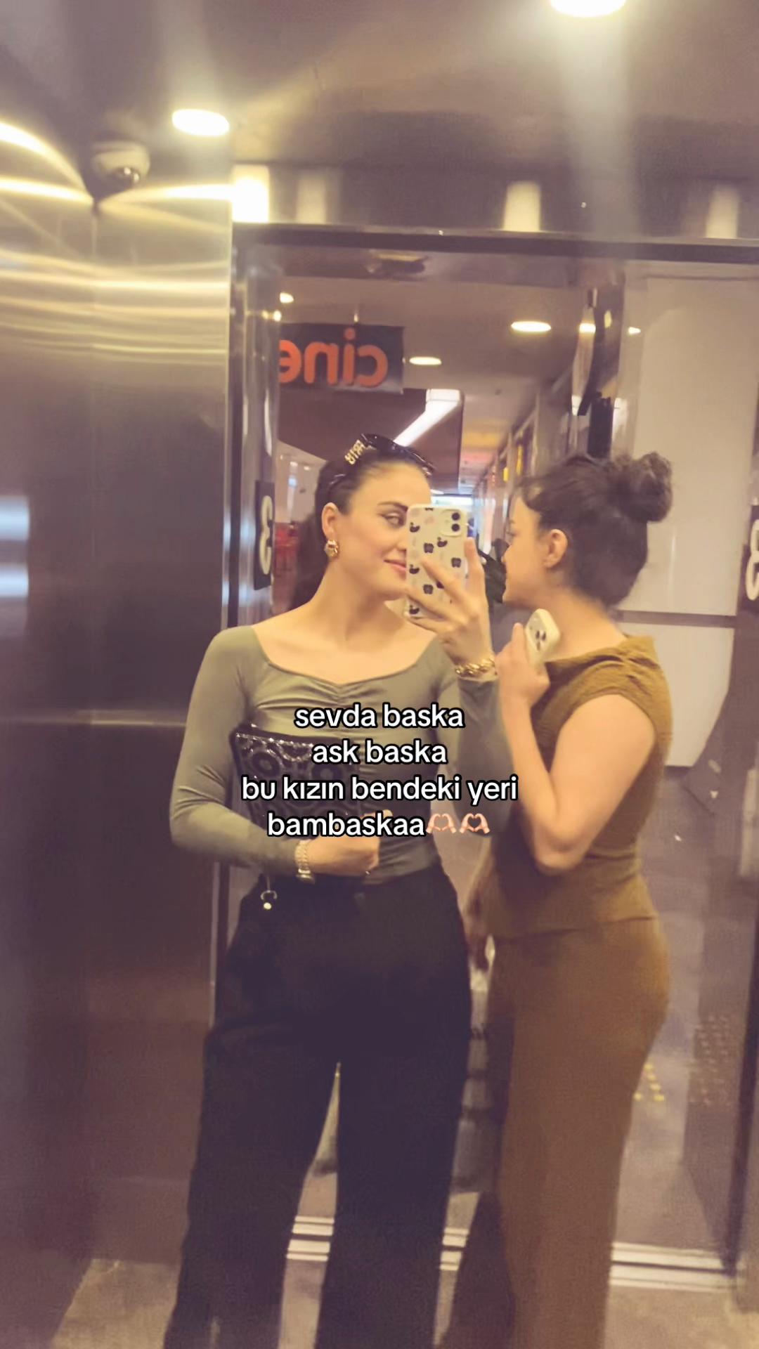 @Ayşenur Parlak