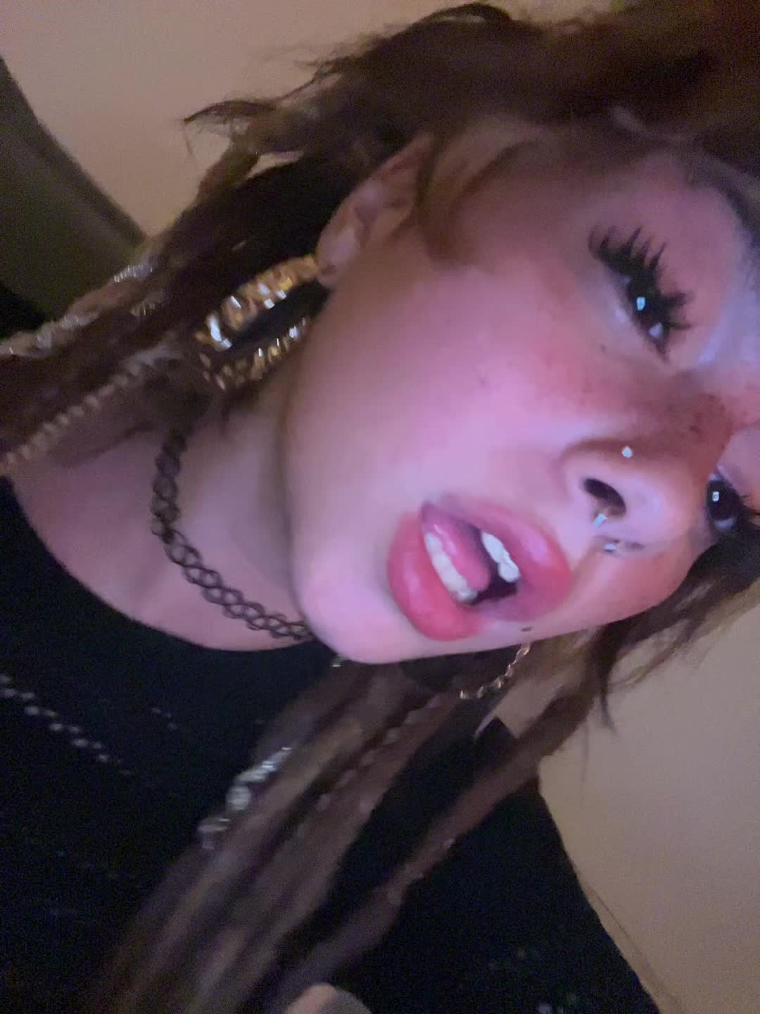 @🥥