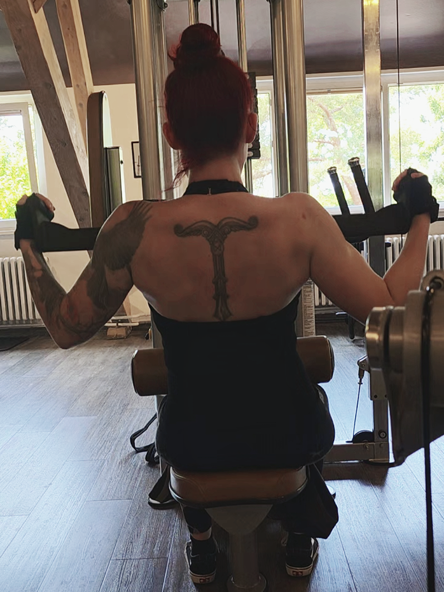@🐝💪Kati Barbella