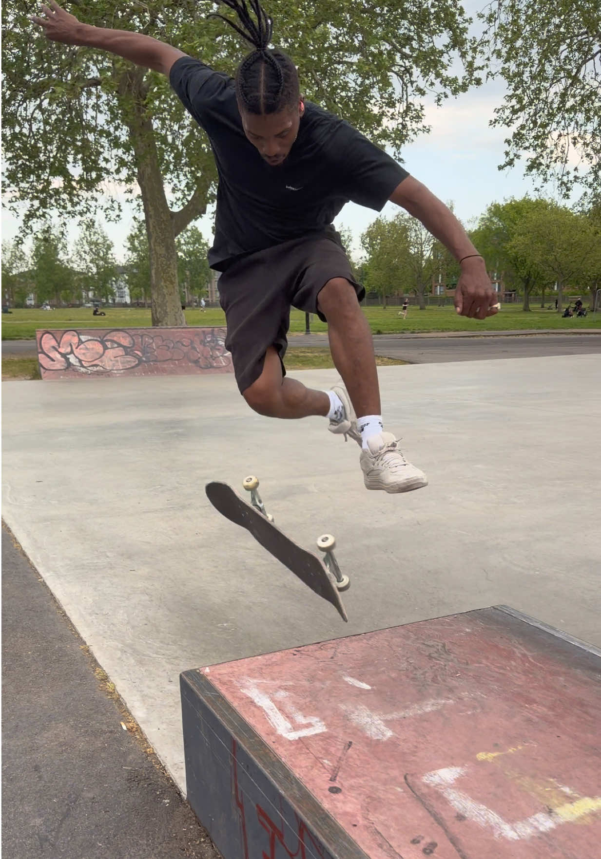 @Pele Castillo