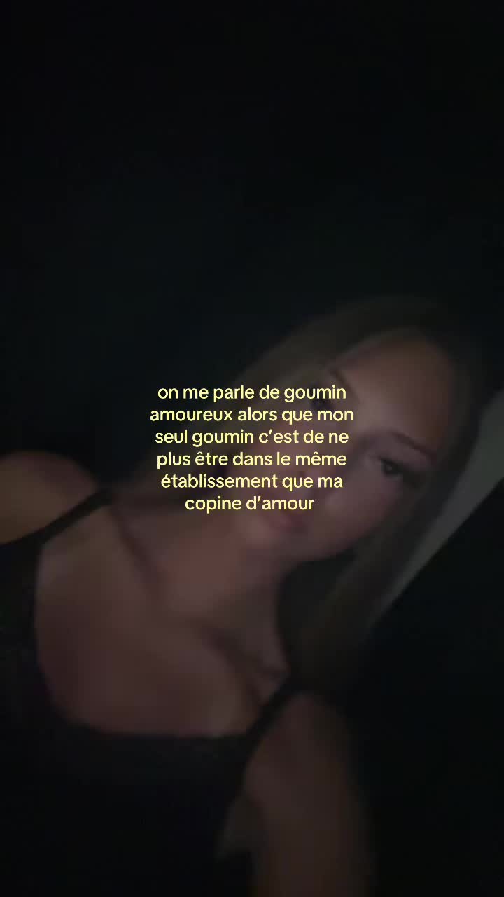@￴