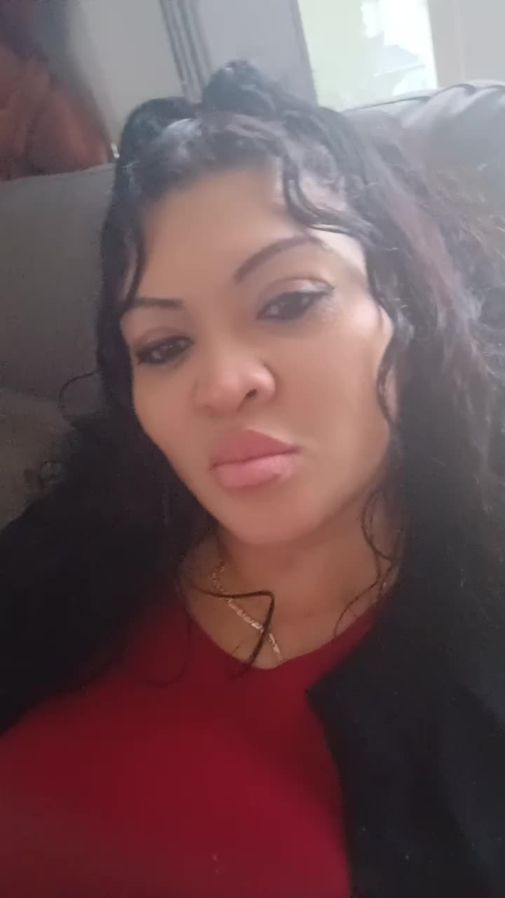 @Reina Castillo