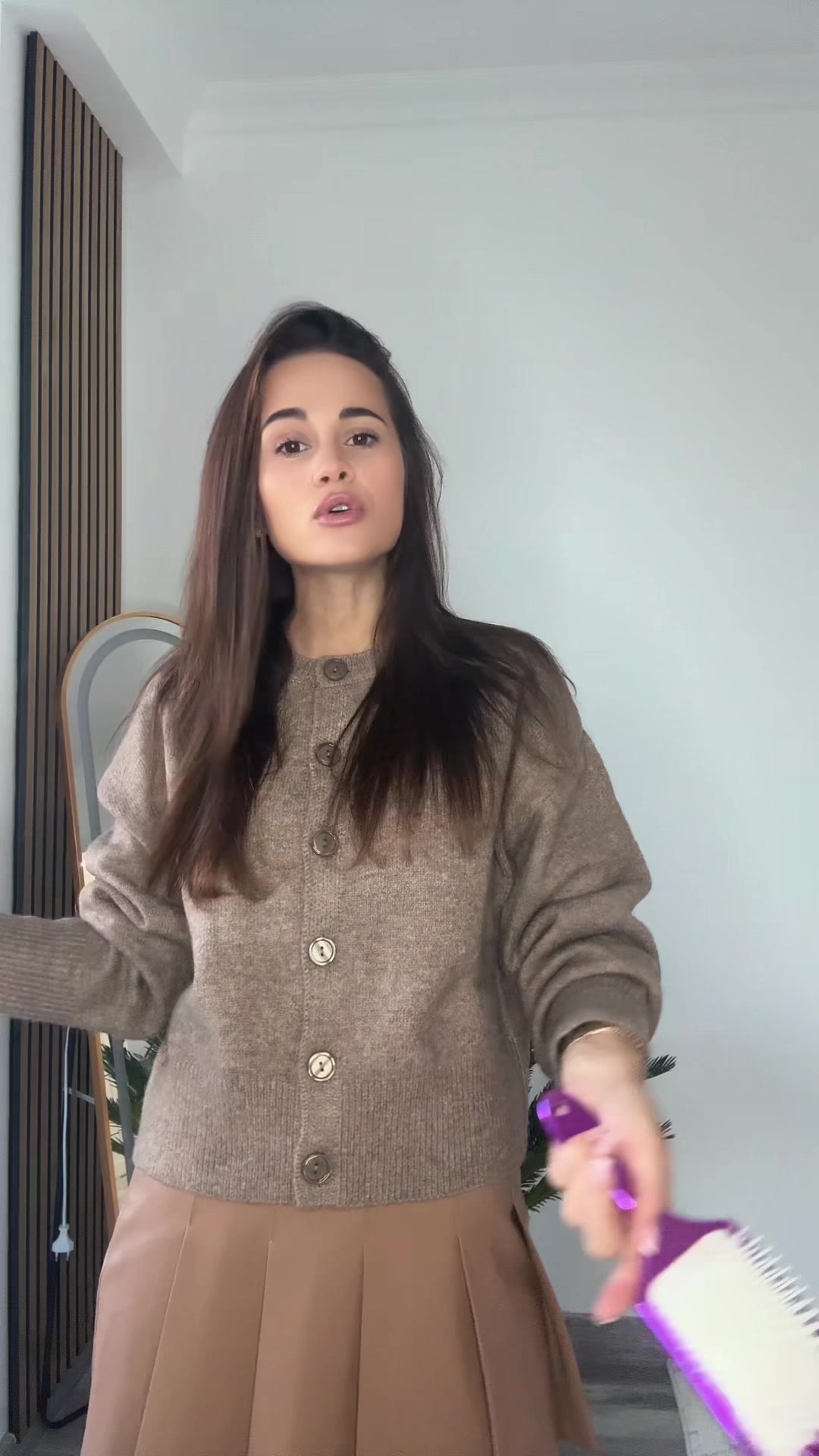 @Ella