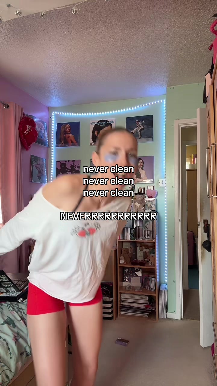 @elz