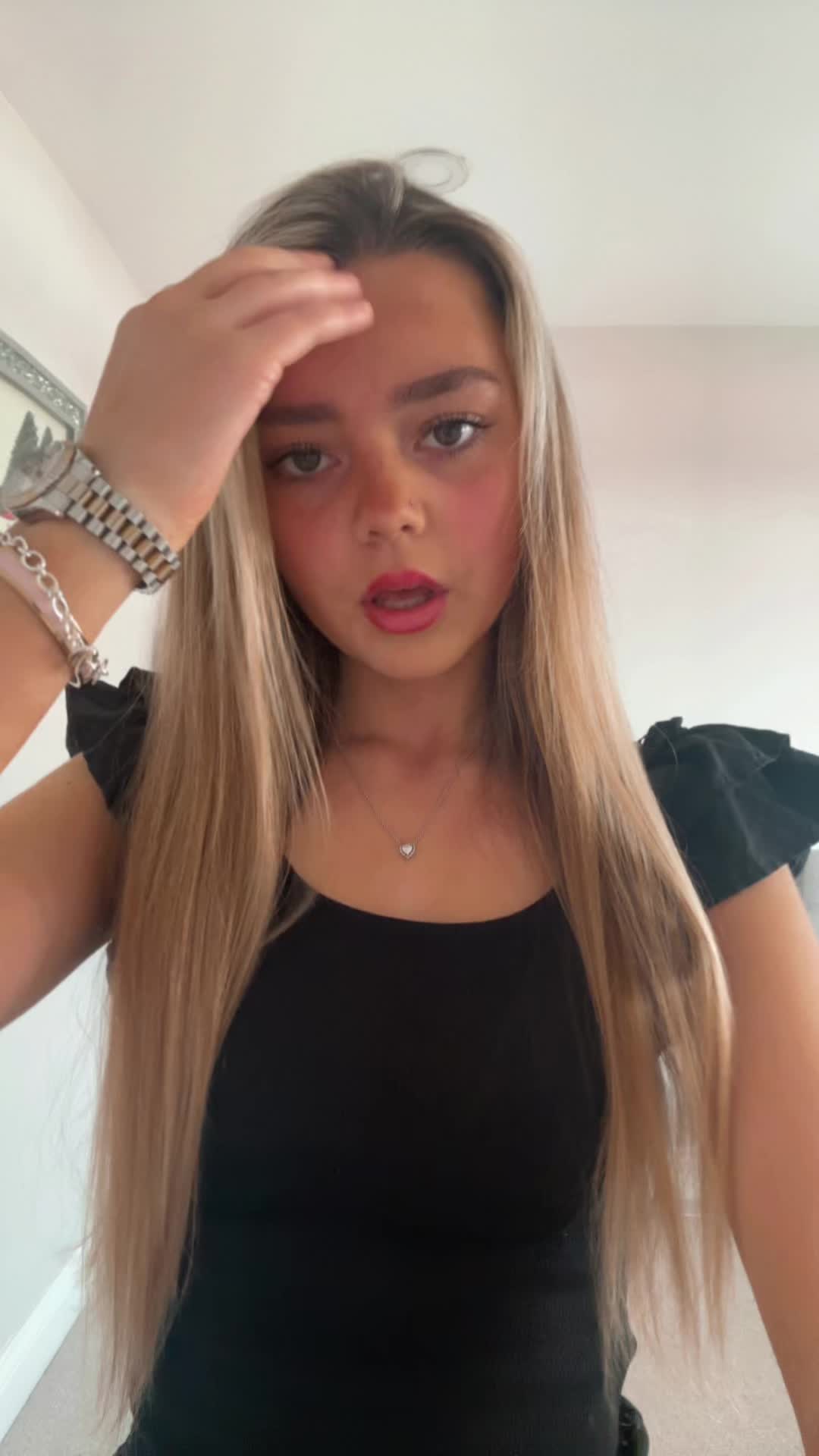 @𝓉𝒶𝓂𝓈𝒾𝓃🍋♥️