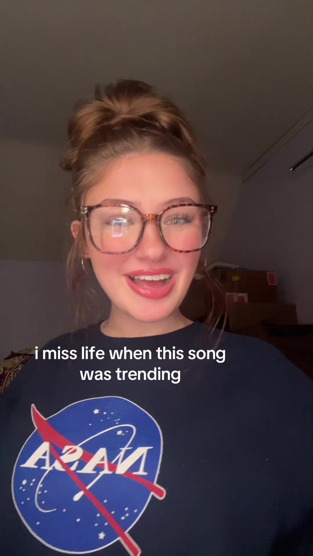 @eli0sm0m