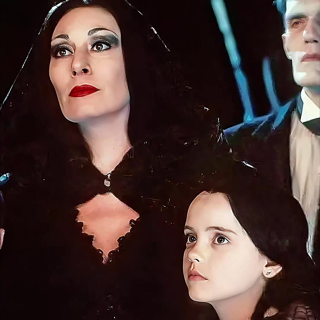 @thecarolynjones