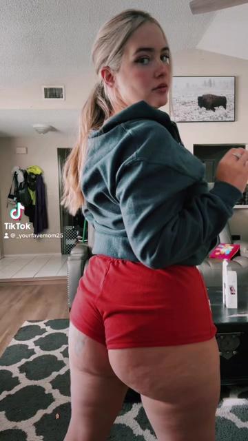 @yourfavemom25