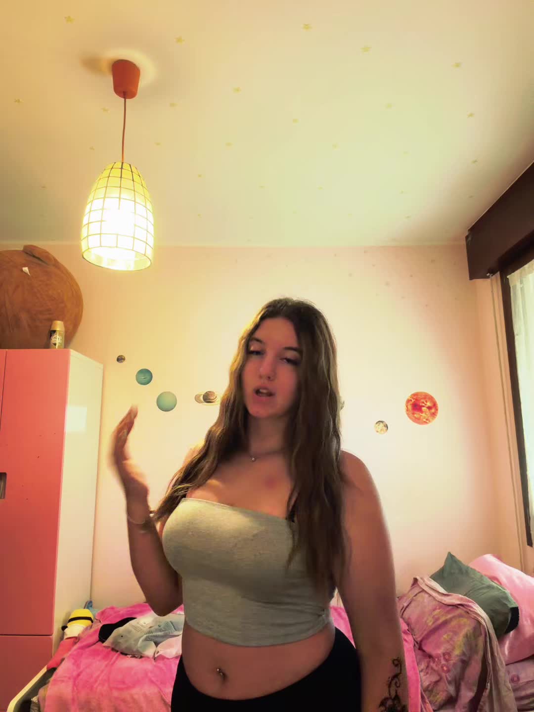 @🦈