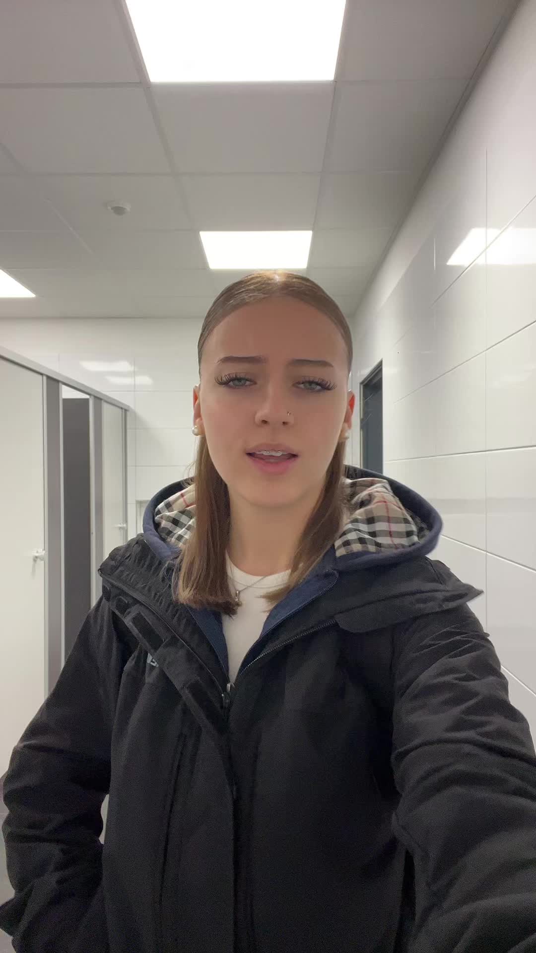 @𝒾𝓈𝒶𝒷𝑒𝓁𝓁