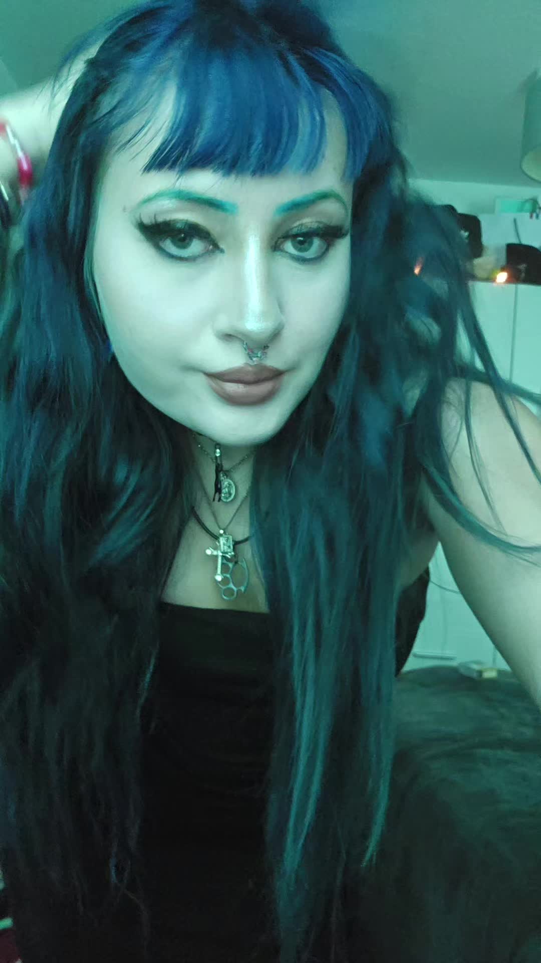 @𝑘𝑢𝑟𝑜𝑚𝑖🧚♀️🔮