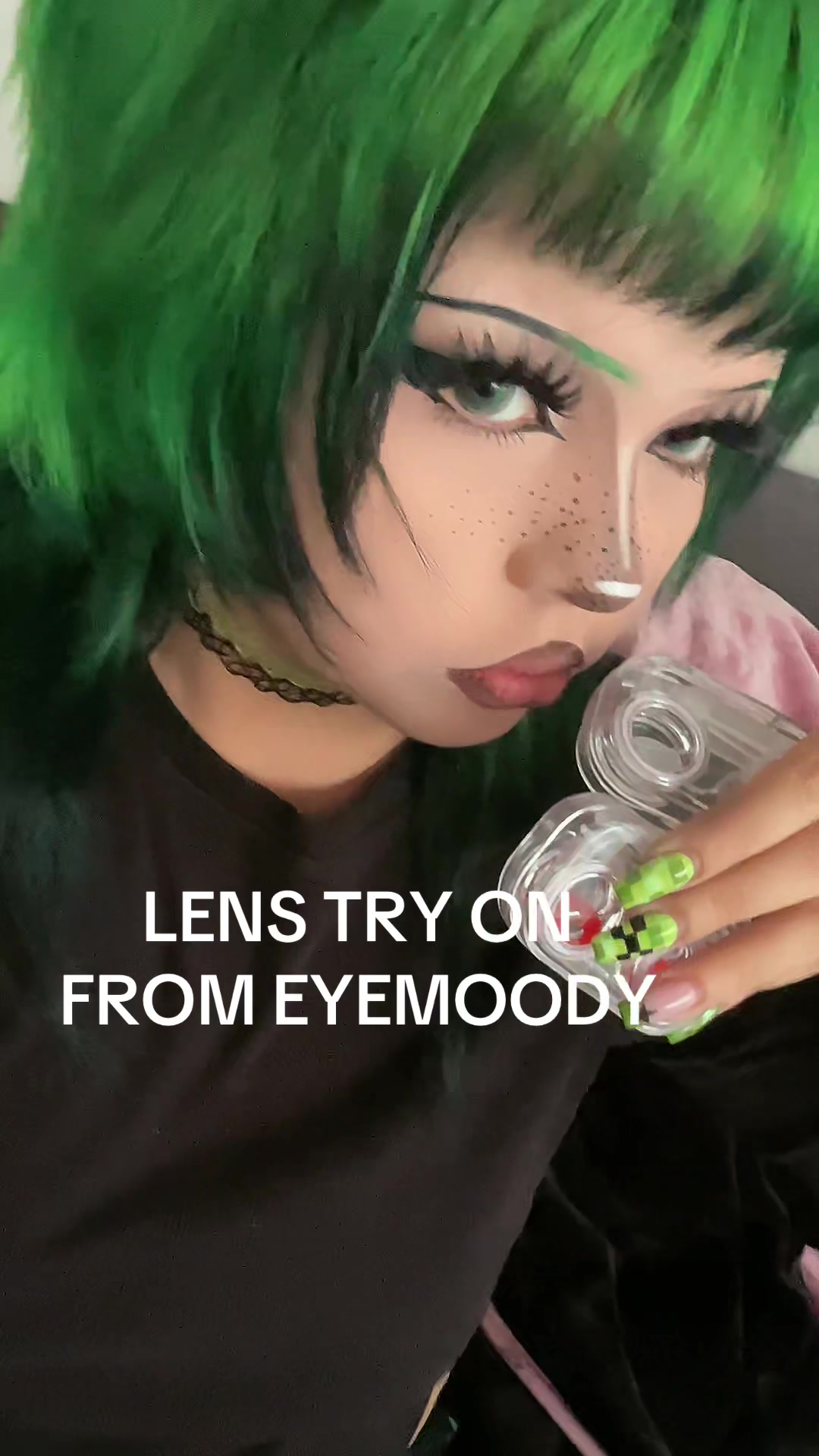 @GREEN MUCUS