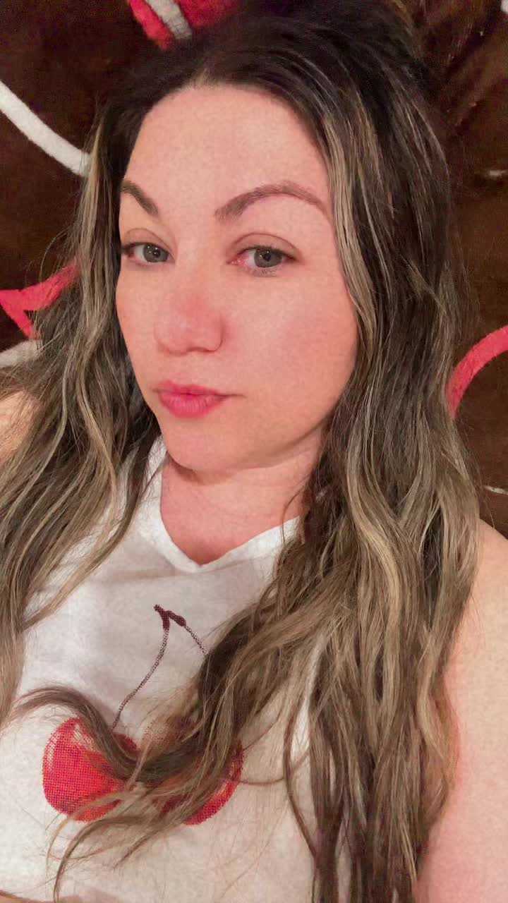 @Angelica González