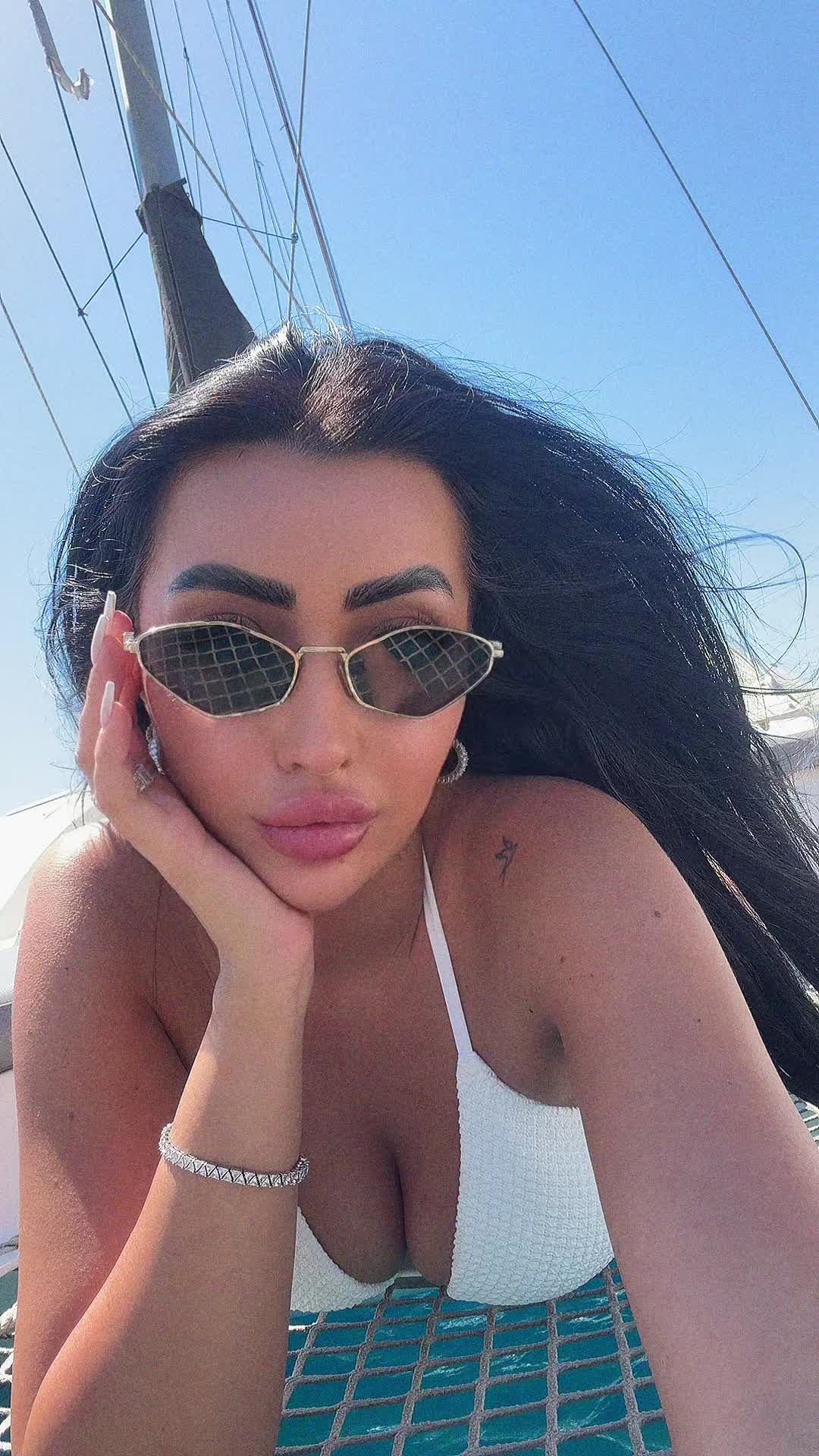 @Oana✨