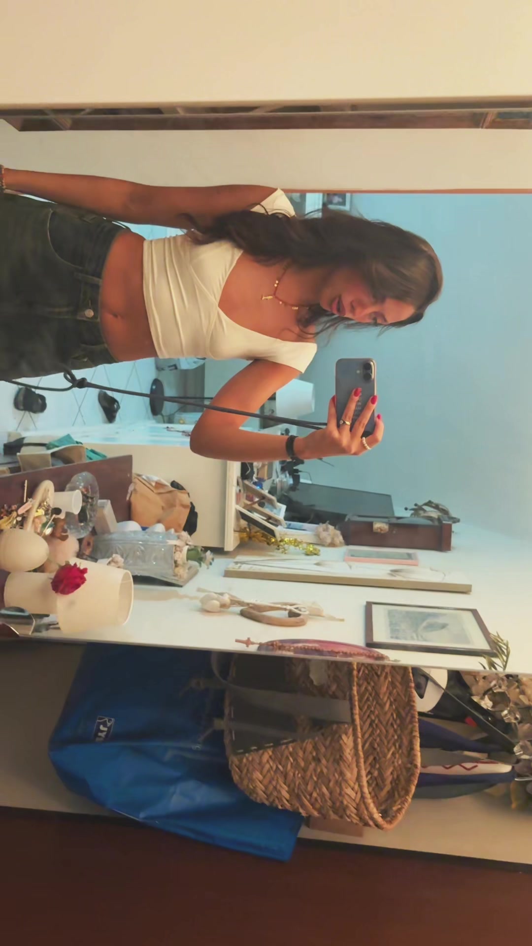 @Lú