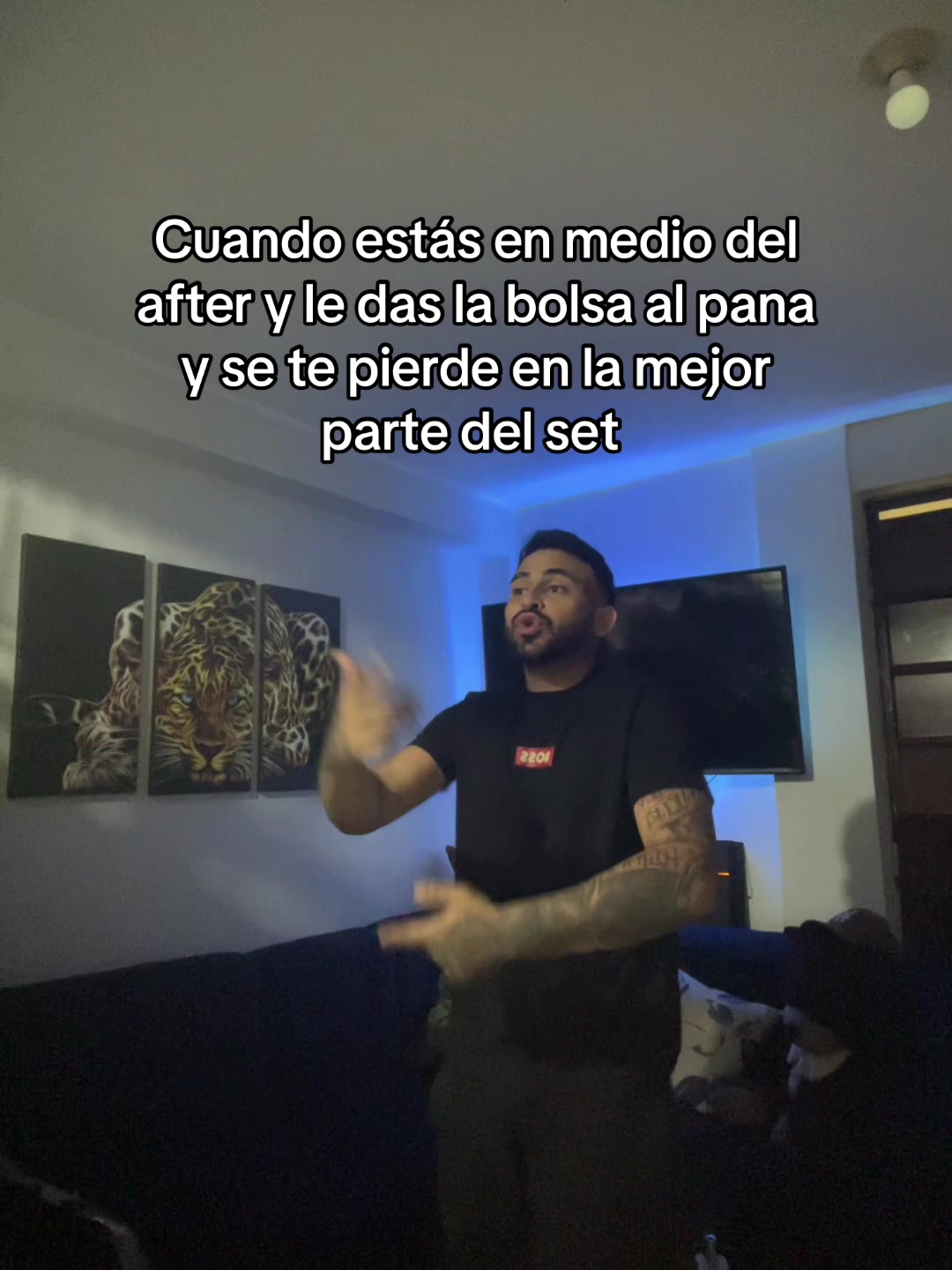 @Alexandro