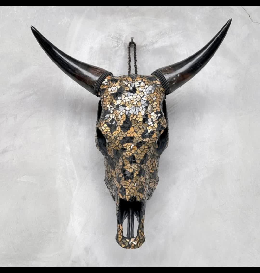 @ArtDecoSkulls