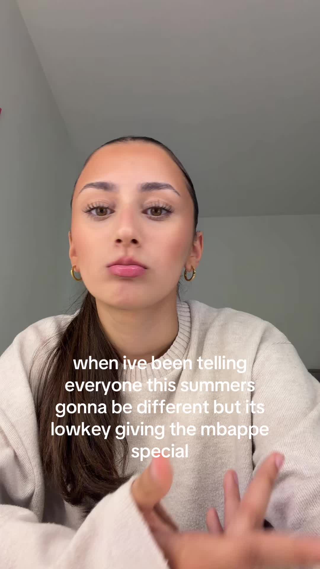 @lrajx