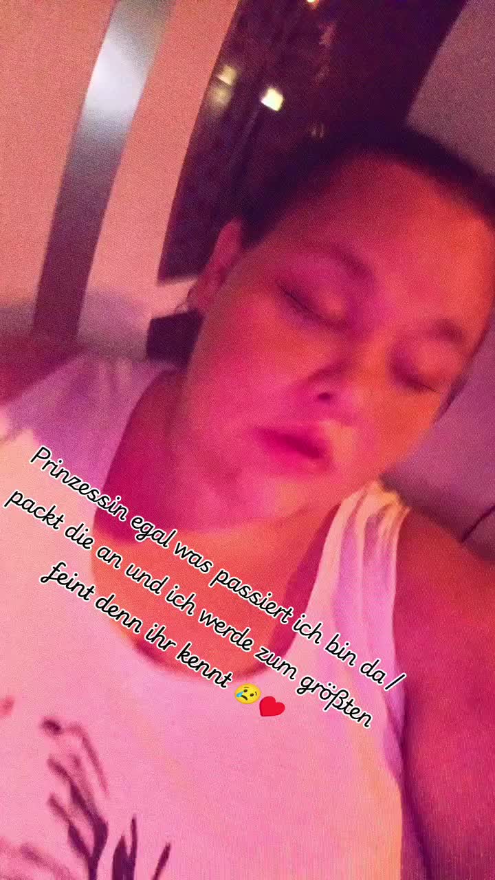 @seineeisqueen2910