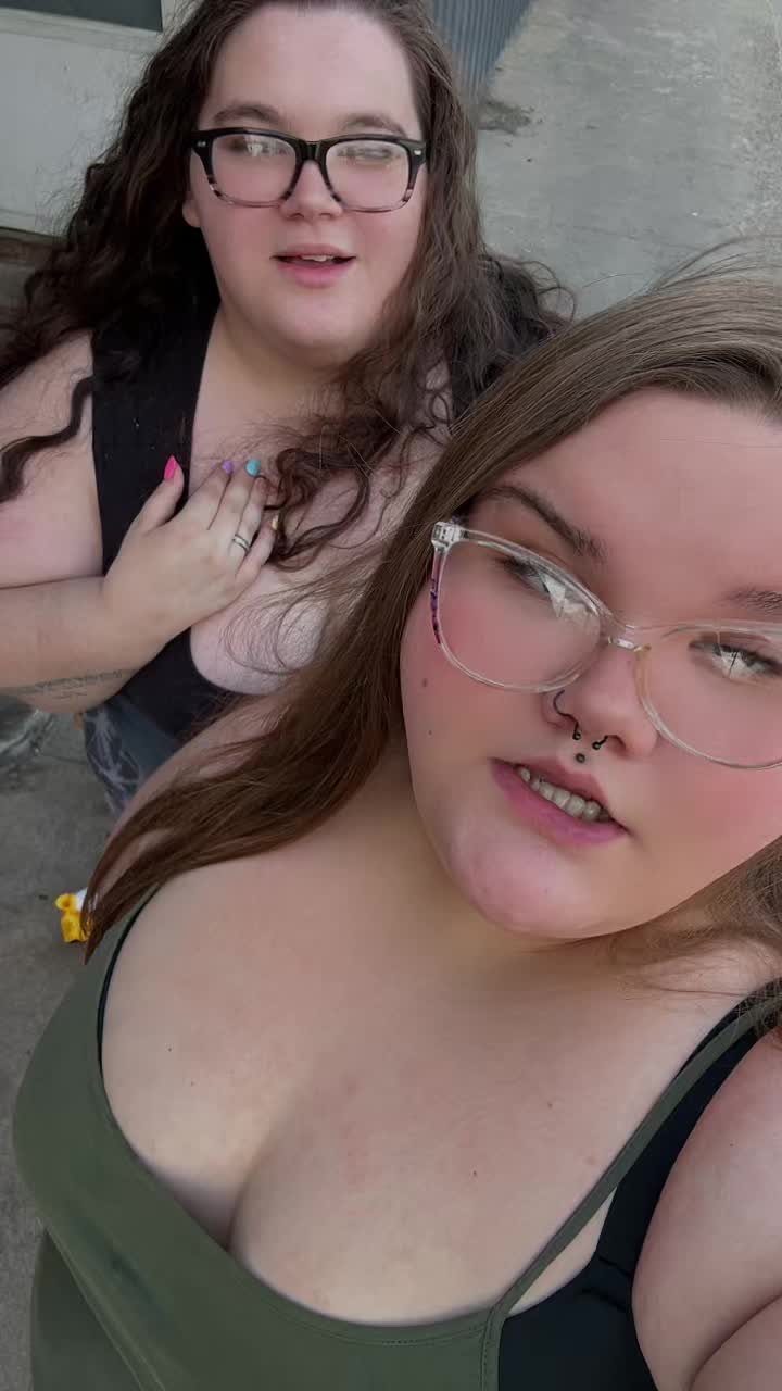 @Maddie💙🏳️&zwj;🌈