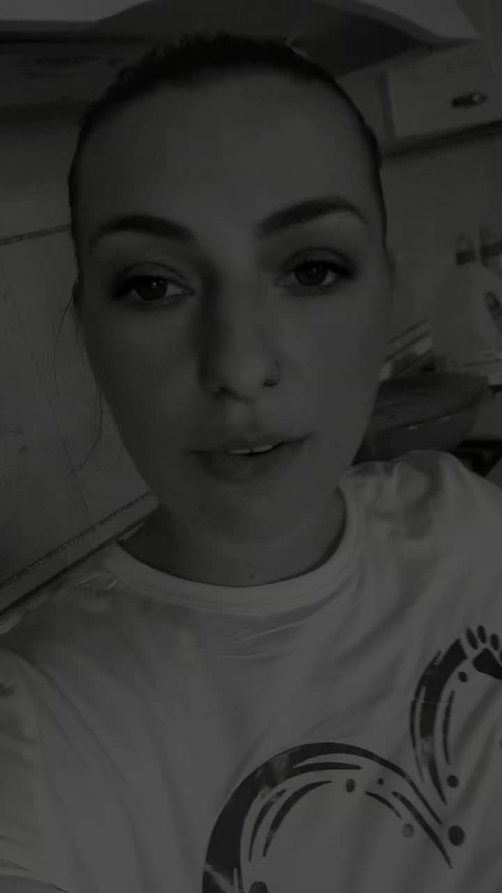 @Ɩą զųɛɛŋ ɖɛƖƖą ۷ɛŋɖɛɬɬą 👑🖤🔥