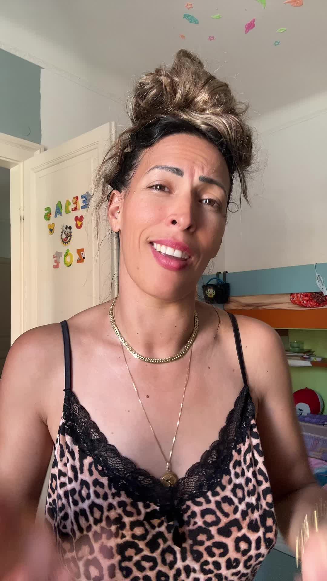 @Yuni