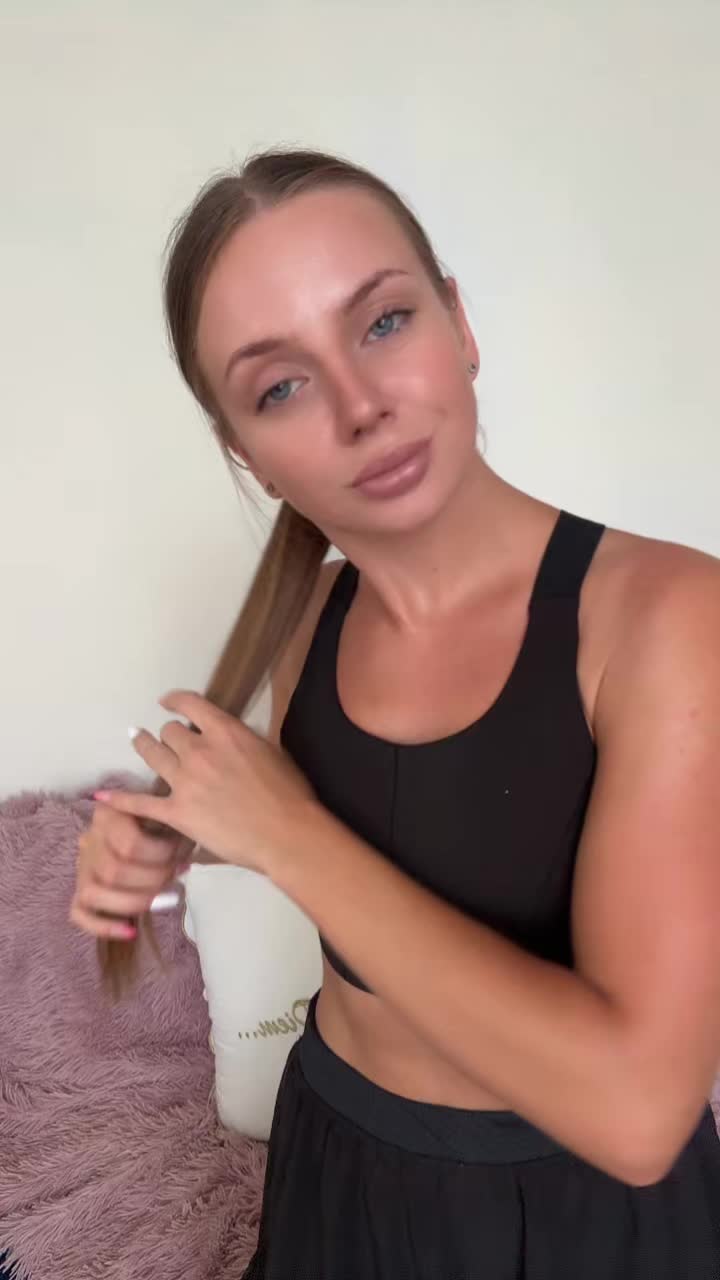 @Nadya Zaharov