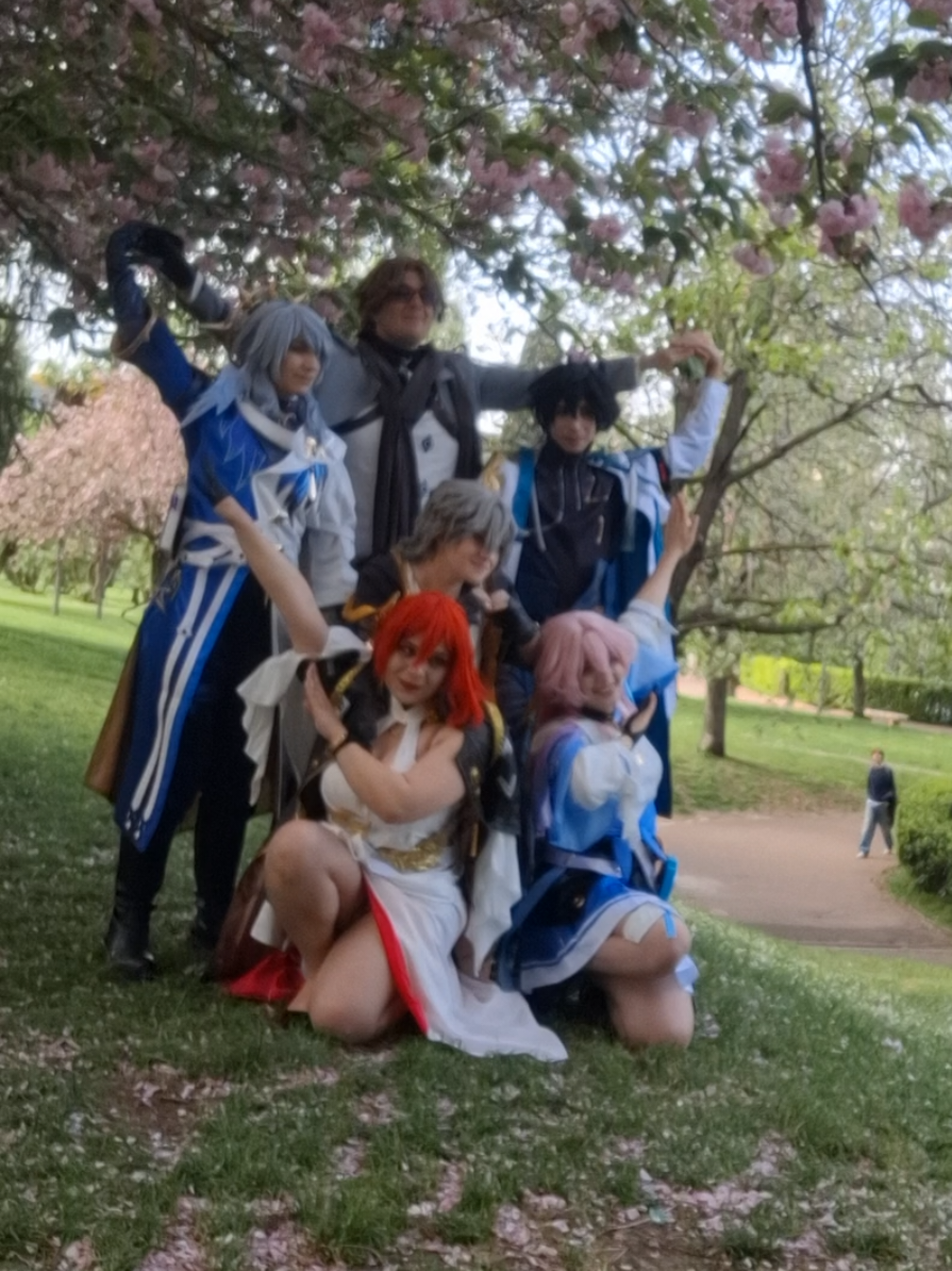 @_emy.cos_