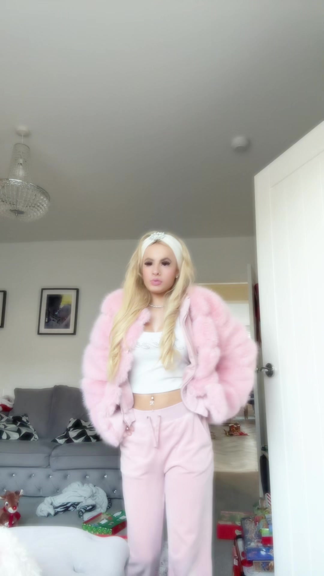 @𝐶ℎ𝑙𝑜𝑒𝑗𝑎𝑑𝑒👸🏼🎀🧁🌸🥂