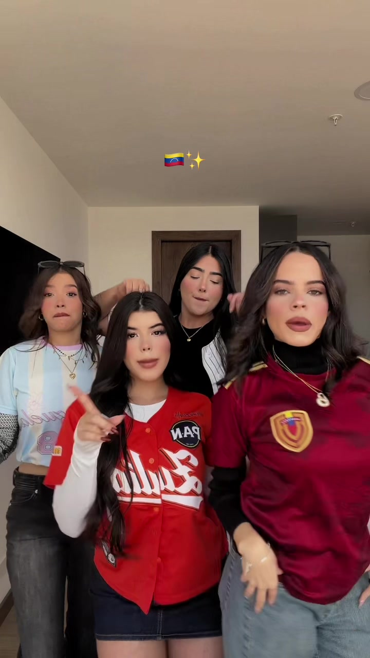 @Kimberly González 🩷⚡️