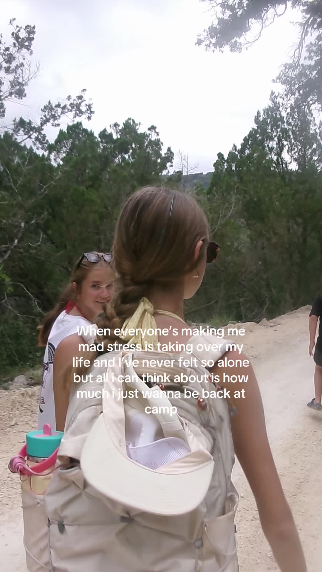 @???