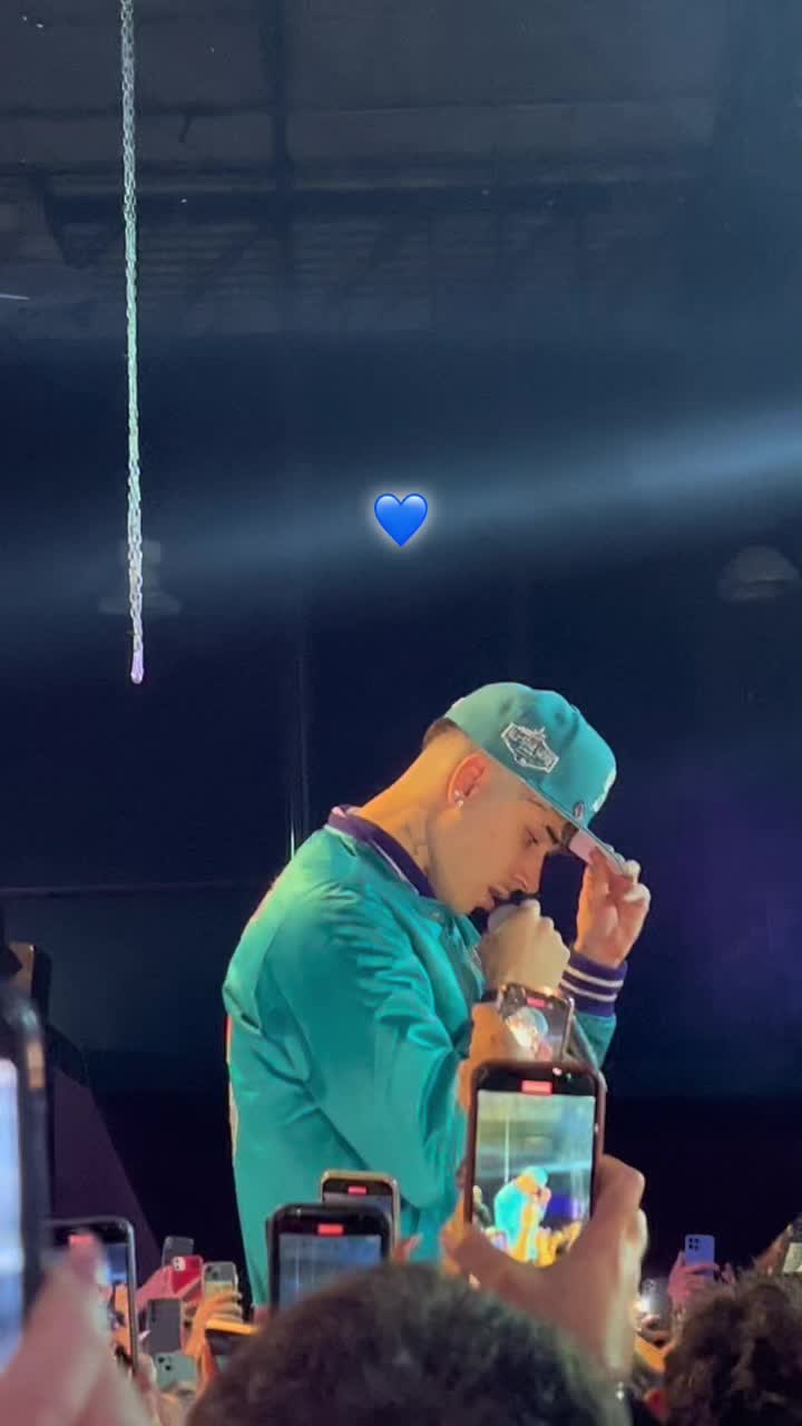 @𝓔.𝓑.🖤