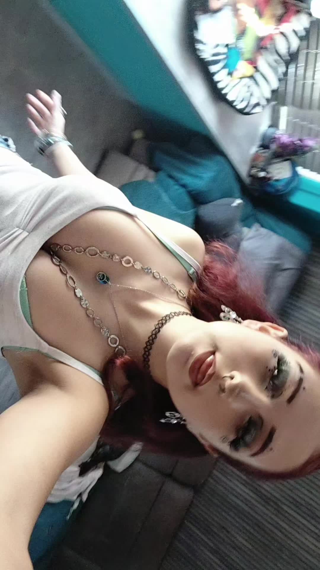 @😵&zwj;💫