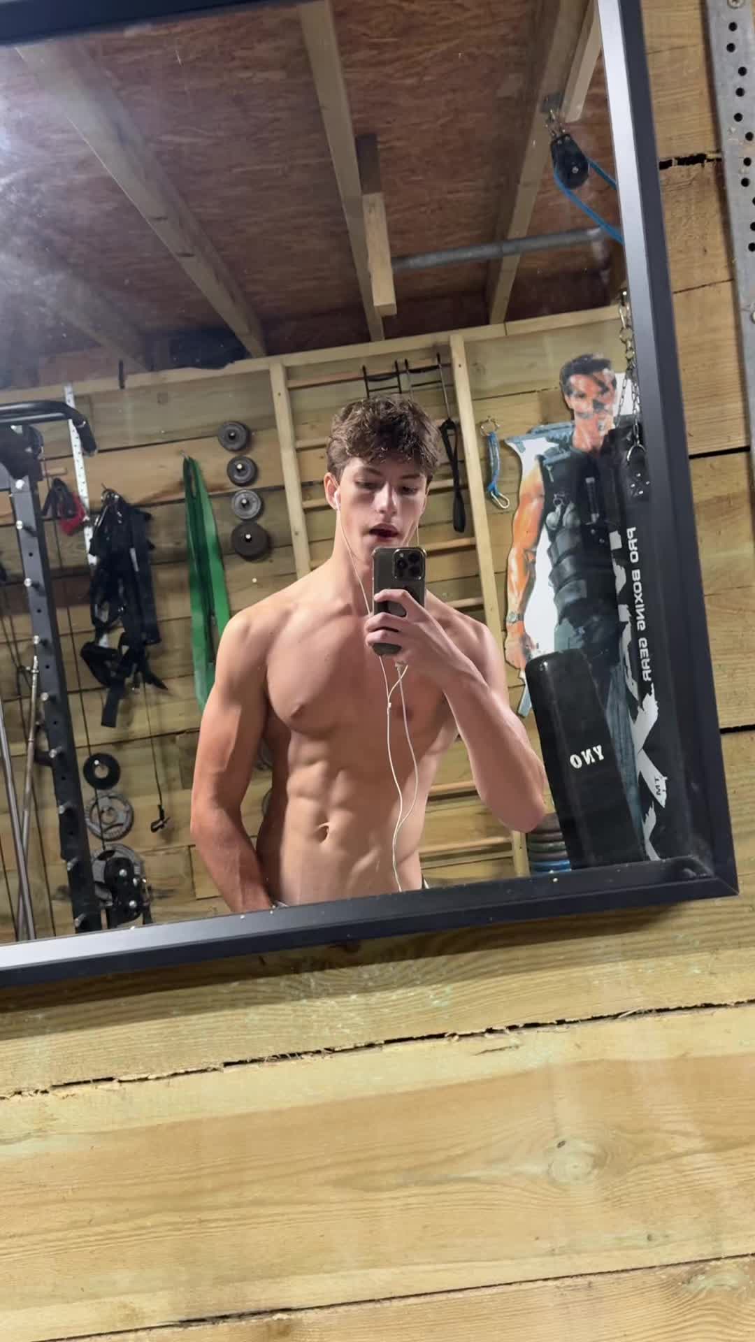 @itzxav🇵🇱