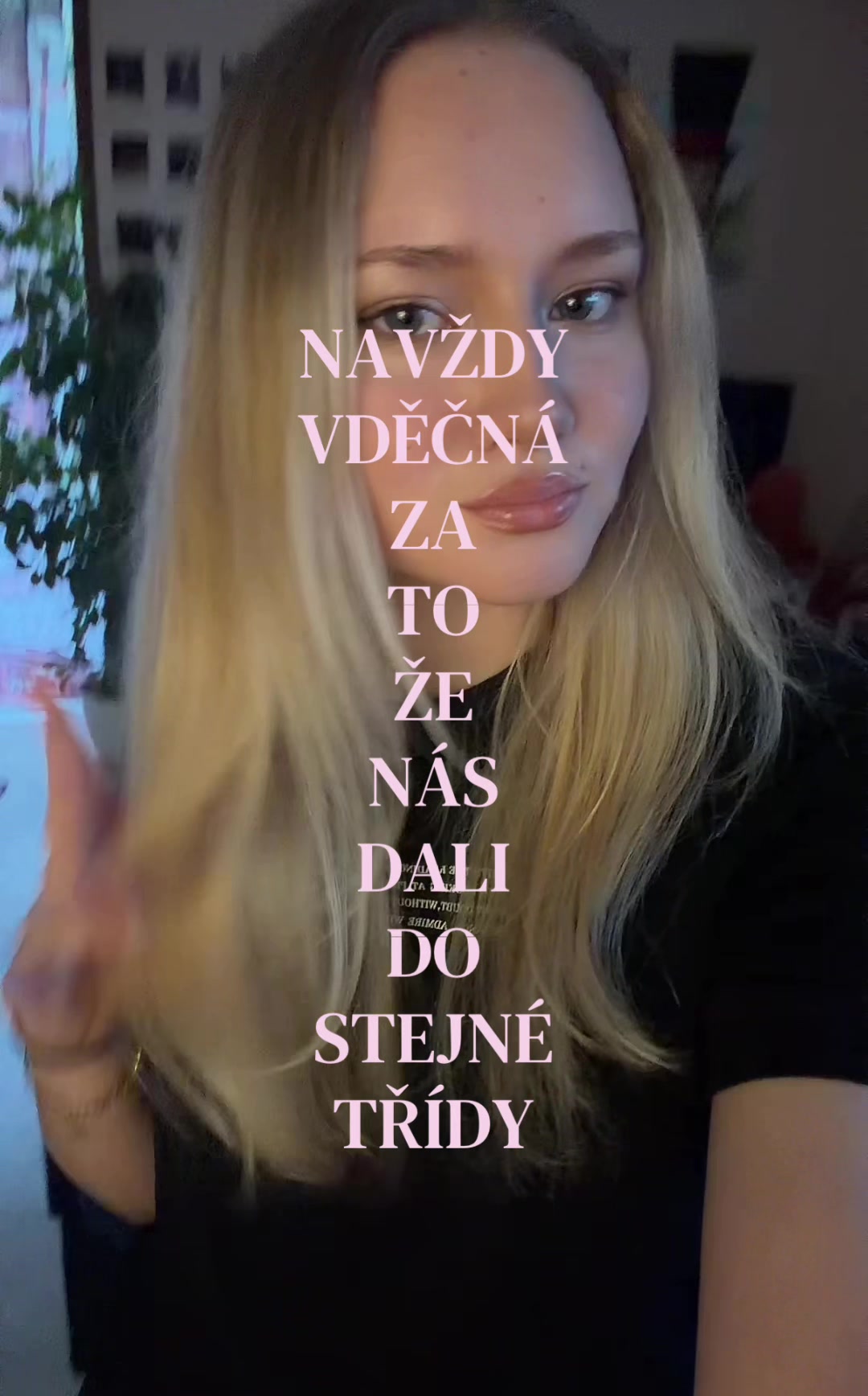 @SofieRen&eacute;eAlex