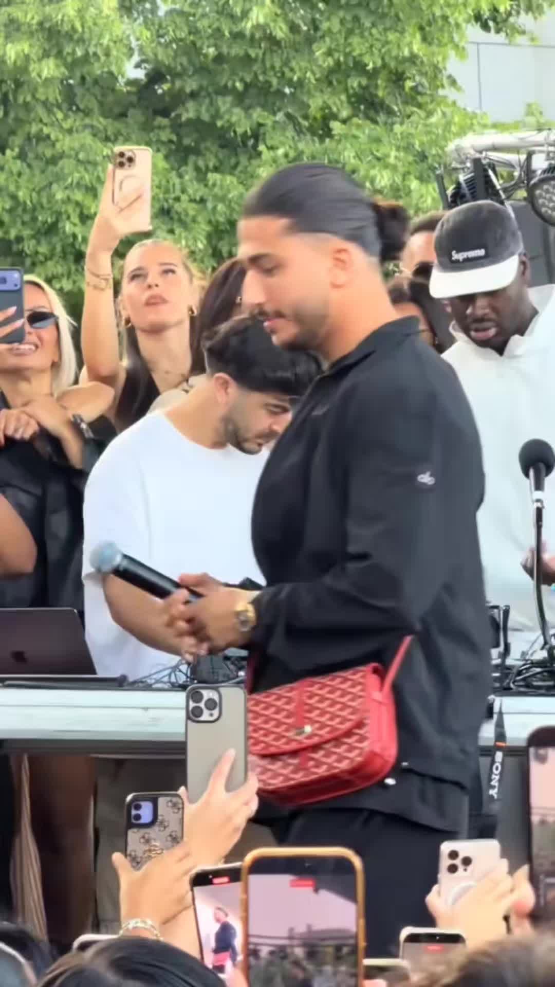 @MERO FAN🧢